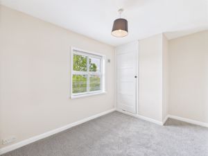 Bedroom- click for photo gallery